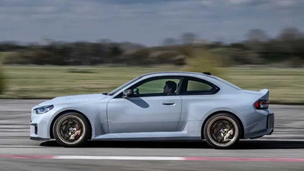 New BMW M2 CS